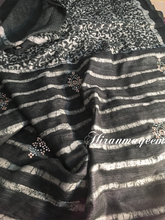 Load image into Gallery viewer, Resin print sarees
