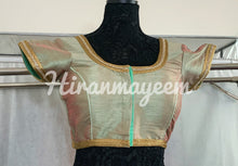 Load image into Gallery viewer, Short sleeve stone/emb work blouse
